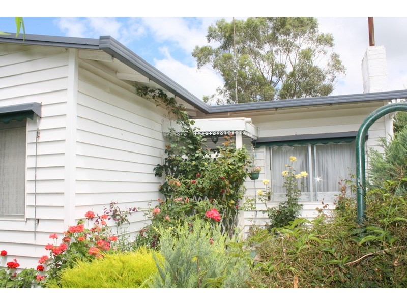 99 George Street, Korumburra VIC 3950