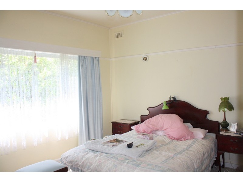 99 George Street, Korumburra VIC 3950