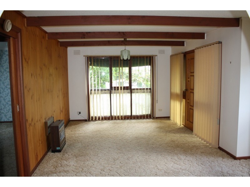 1/4 Ruddville Avenue, Korumburra VIC 3950