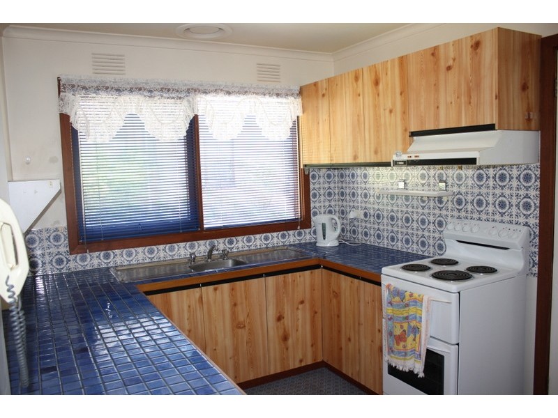 1/4 Ruddville Avenue, Korumburra VIC 3950