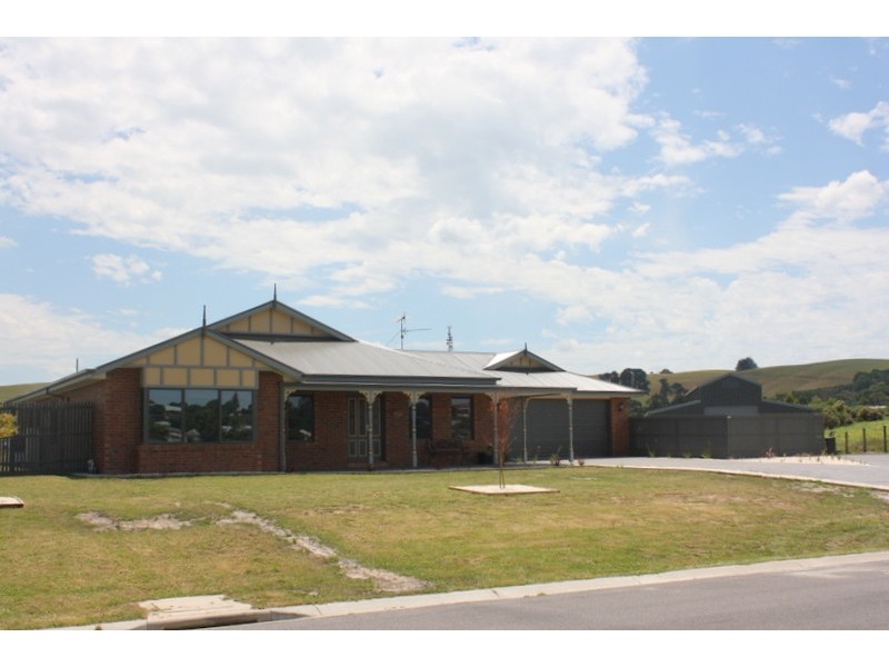24 Grandview Rise, Korumburra VIC 3950