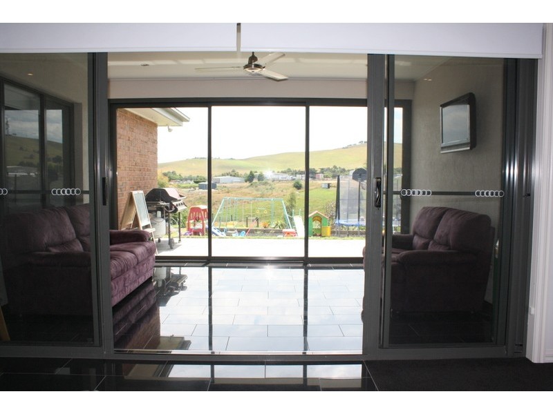 24 Grandview Rise, Korumburra VIC 3950