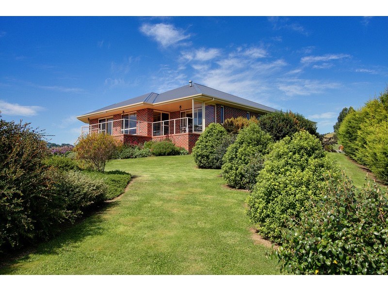 54 Newtons Road, Arawata VIC 3951