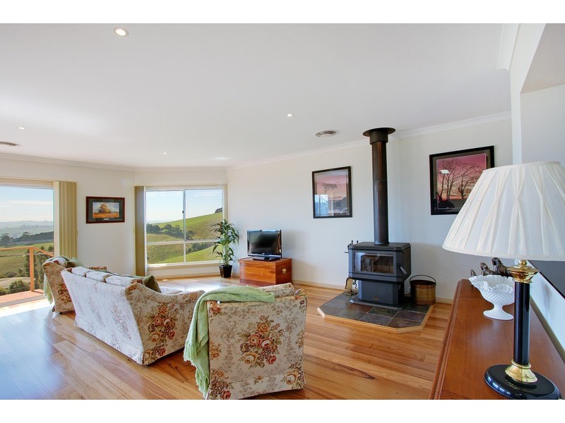 54 Newtons Road, Arawata VIC 3951