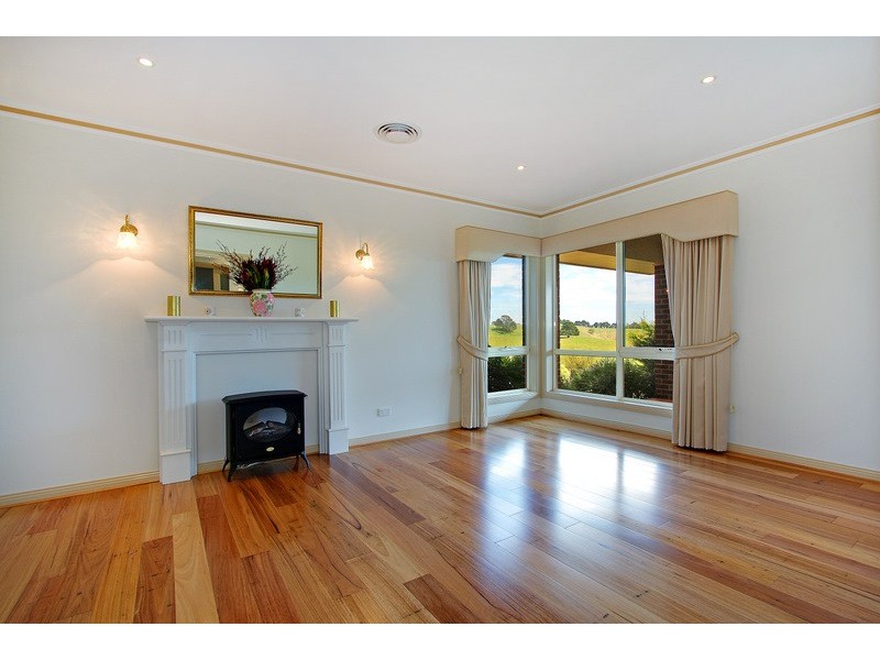 54 Newtons Road, Arawata VIC 3951