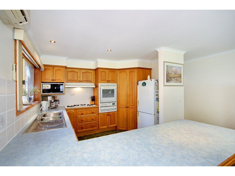 11 Griffin Road, Leongatha VIC 3953