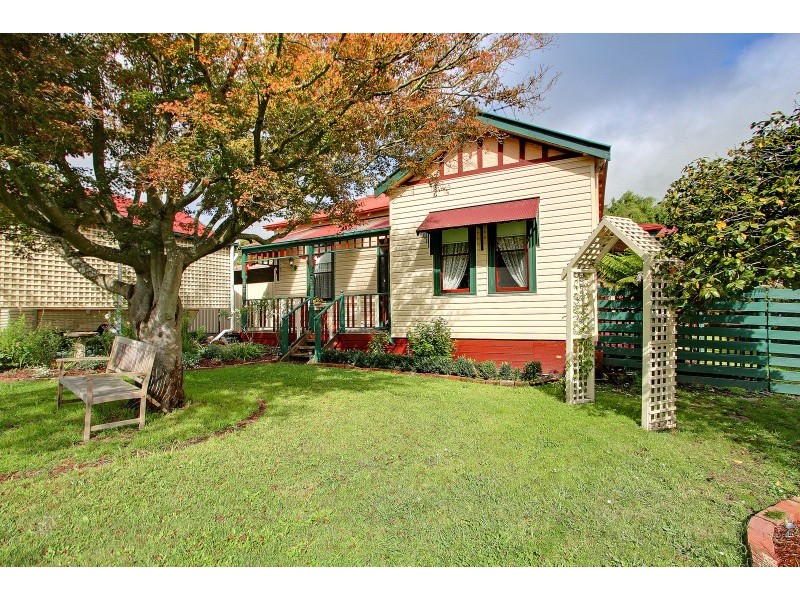 11 Gordon Street, Korumburra VIC 3950