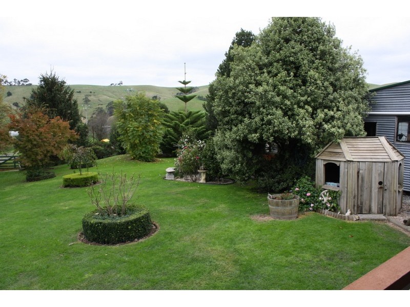 60 Huttons Road, Kardella VIC 3951