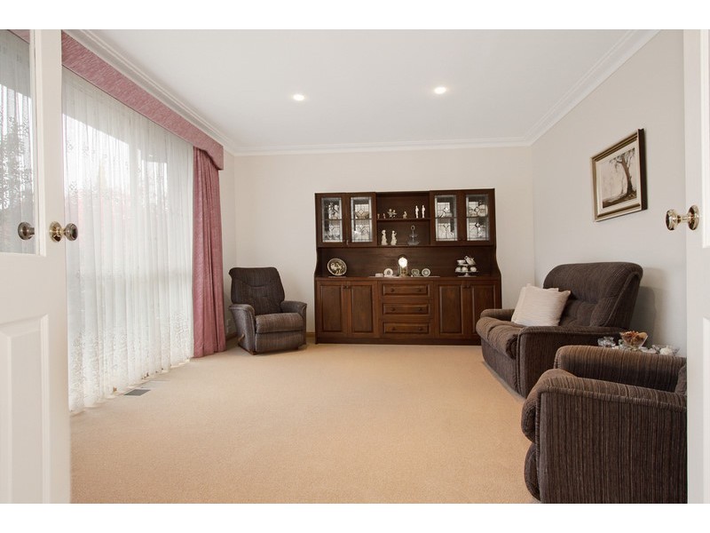 2 Valley View Parade, Korumburra VIC 3950