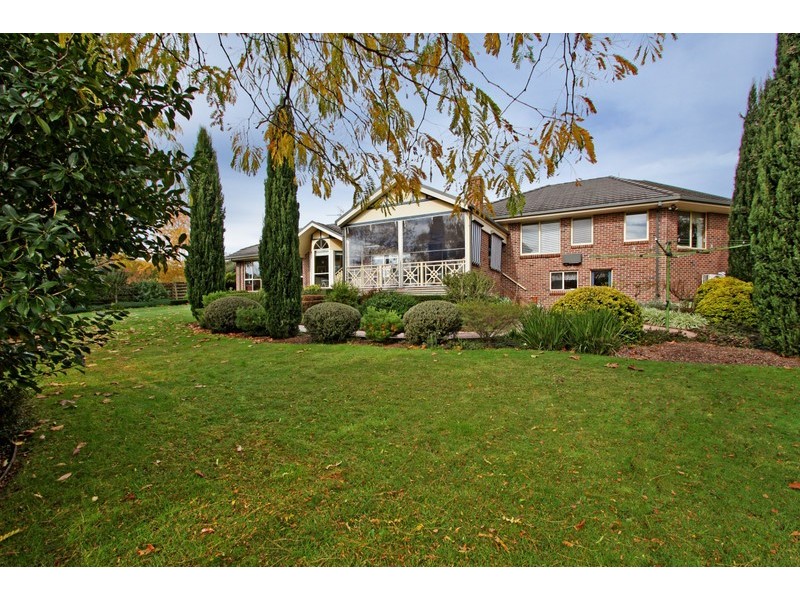 2 Valley View Parade, Korumburra VIC 3950