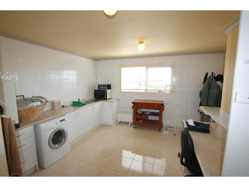 16 Abbey Road, Korumburra VIC 3950