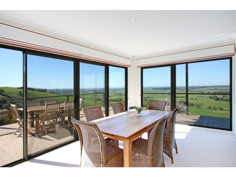 8 Neilsen Street, Outtrim VIC 3951
