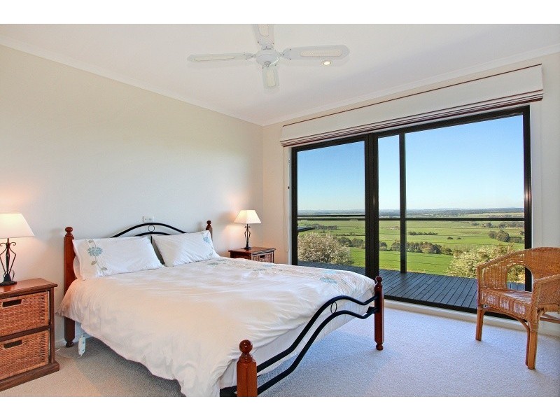 8 Neilsen Street, Outtrim VIC 3951
