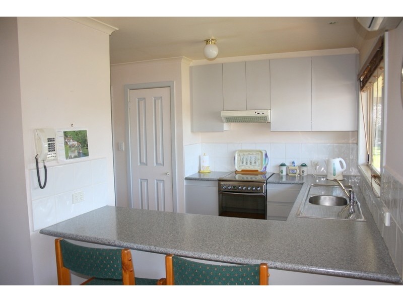 4 Queen Street, Loch VIC 3945