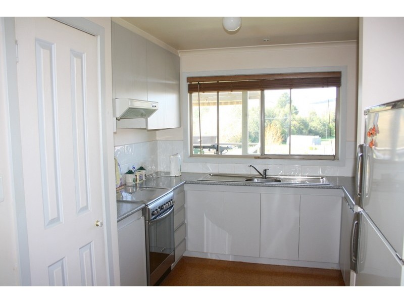 4 Queen Street, Loch VIC 3945