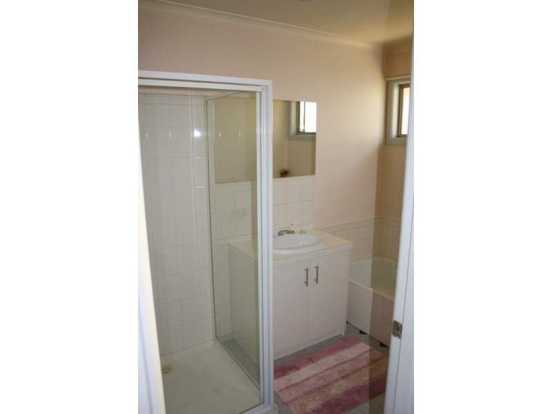 4 Queen Street, Loch VIC 3945