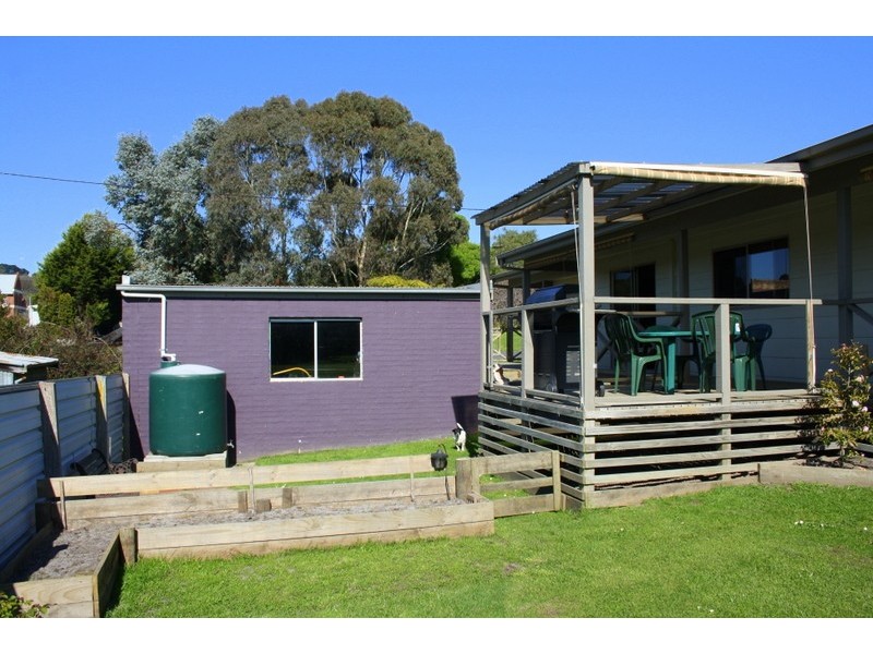 4 Queen Street, Loch VIC 3945