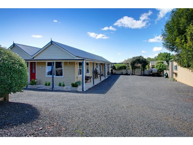 105 Stewarts Road, Kardella VIC 3951