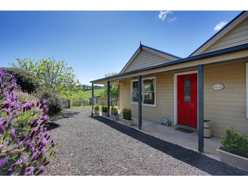 105 Stewarts Road, Kardella VIC 3951