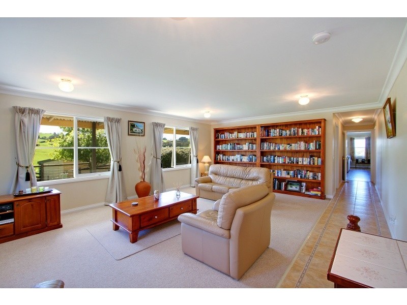 105 Stewarts Road, Kardella VIC 3951