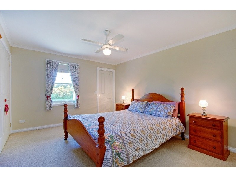 105 Stewarts Road, Kardella VIC 3951