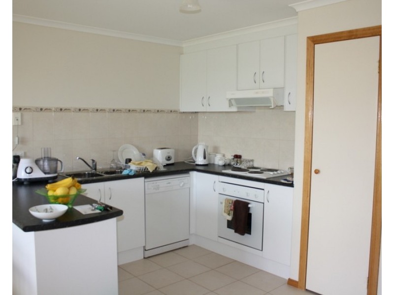 2/2 Little Princes Street, Korumburra VIC 3950