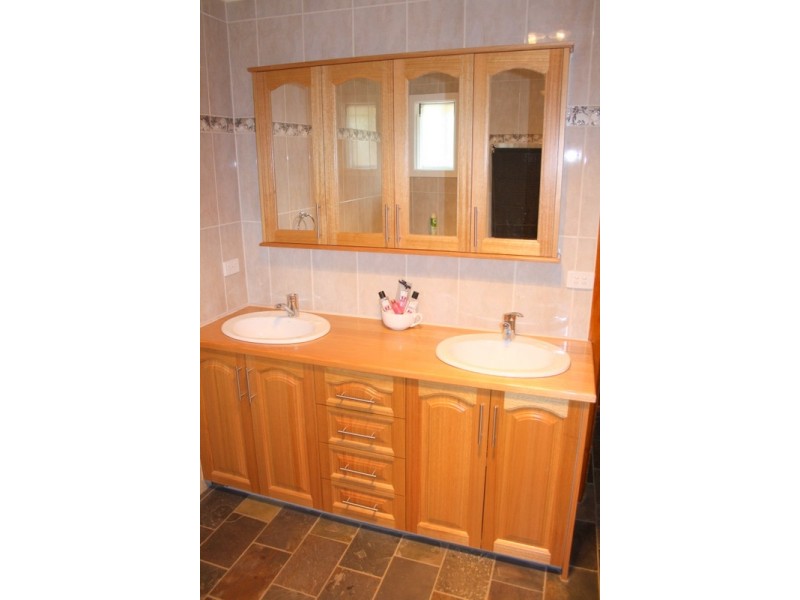 20 Silkstone Road, Korumburra VIC 3950