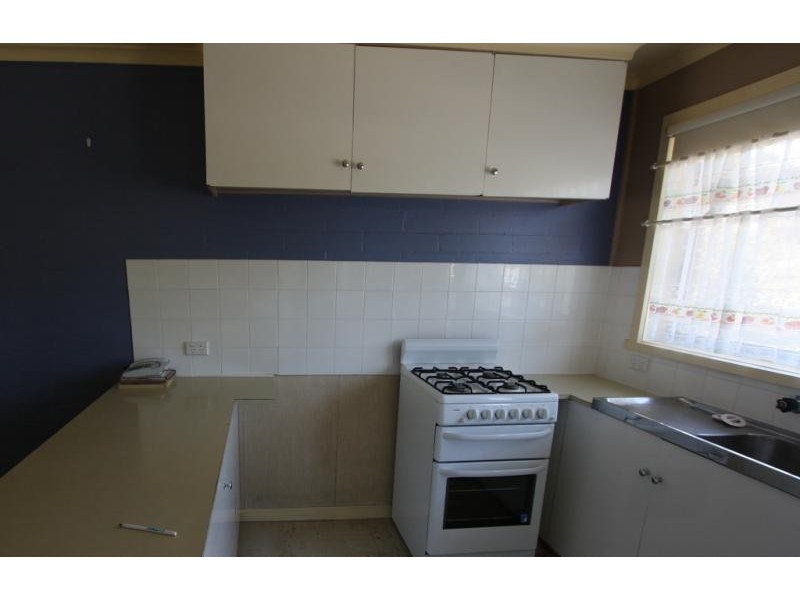 2/8 Ruddville Avenue, Korumburra VIC 3950