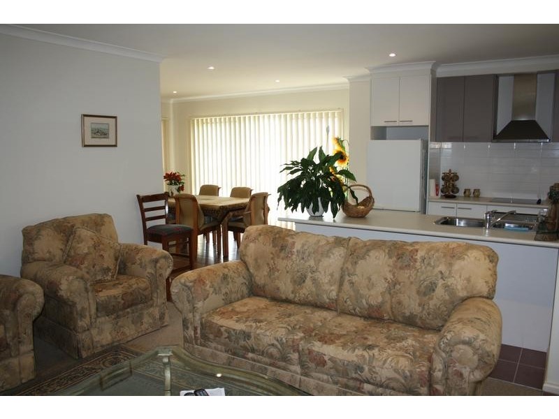 1/5 Queen Street, Korumburra VIC 3950