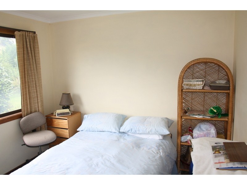 21 Smith Street, Loch VIC 3945