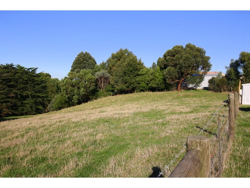 11 Ayrlie Park Drive, Korumburra VIC 3950