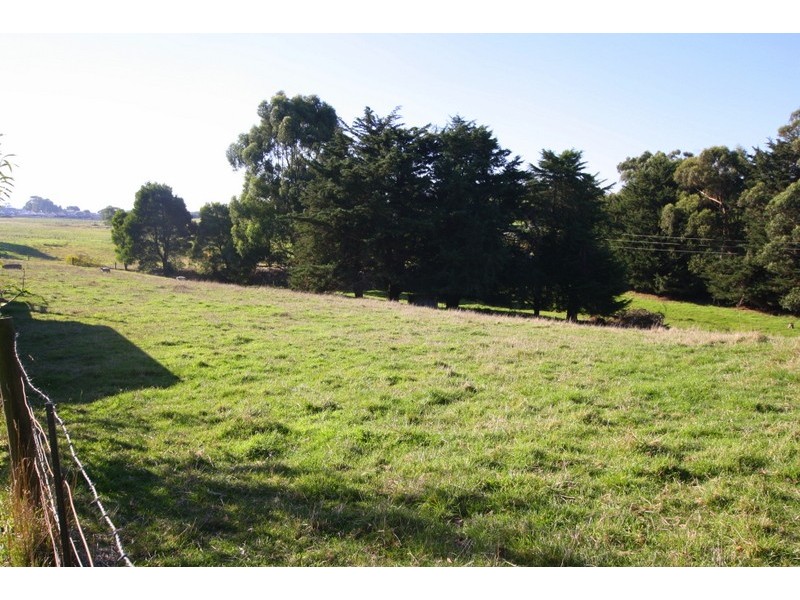 11 Ayrlie Park Drive, Korumburra VIC 3950