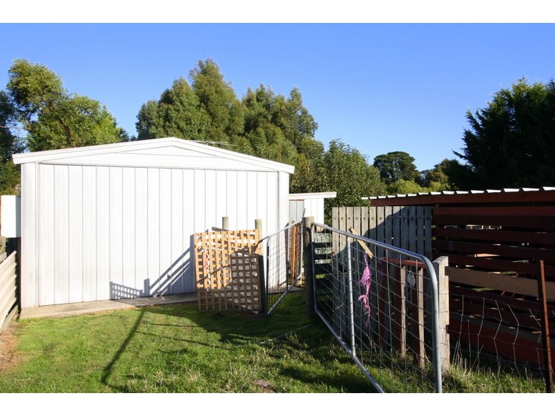 11 Ayrlie Park Drive, Korumburra VIC 3950