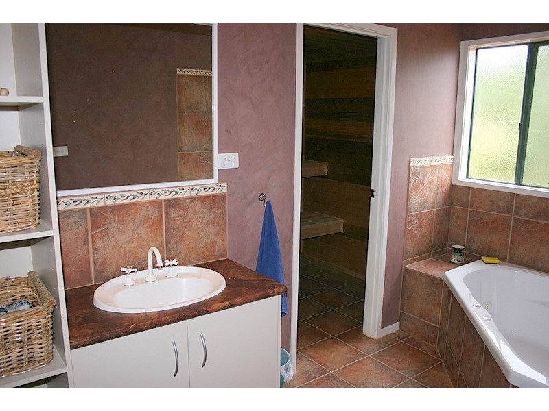 65 Goochs Road, Korumburra VIC 3950