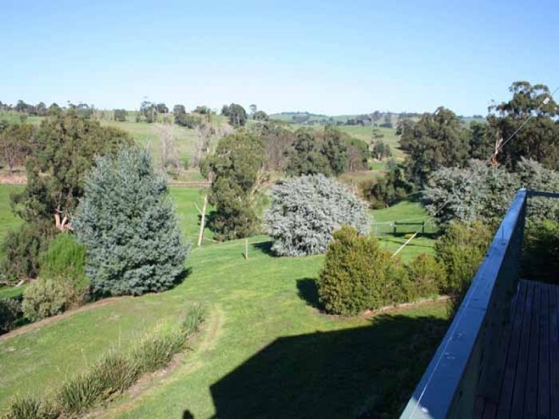 11 Hoskings Road, Jeetho VIC 3945