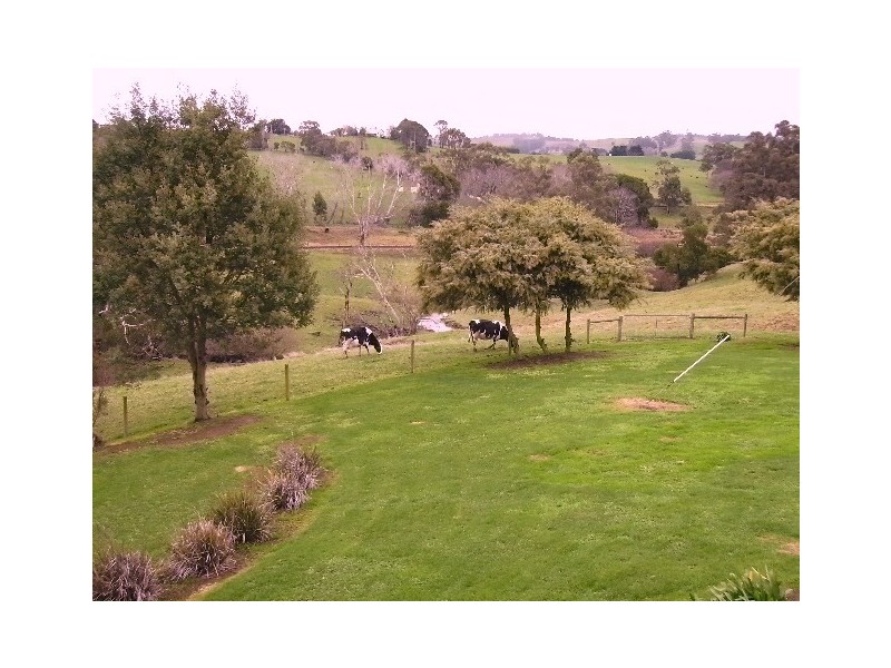11 Hoskings Road, Jeetho VIC 3945