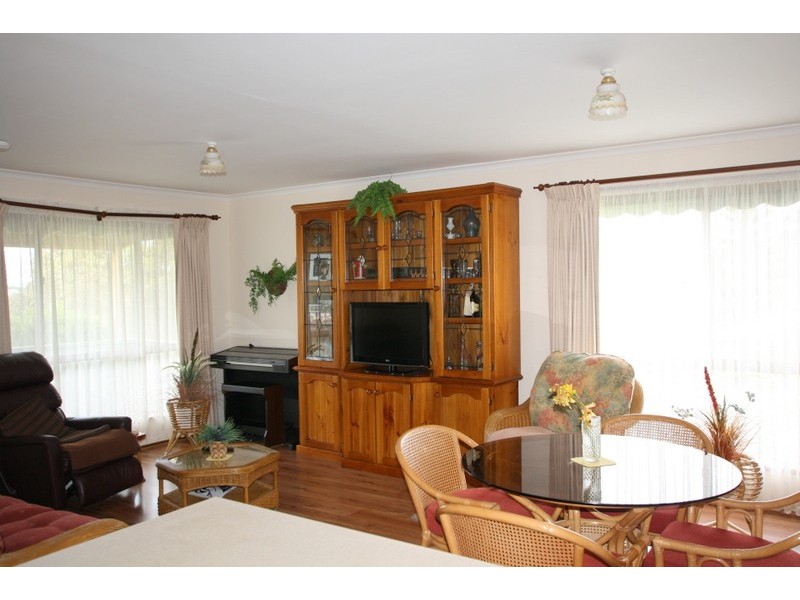 2 Lower Gordon St, Korumburra VIC 3950