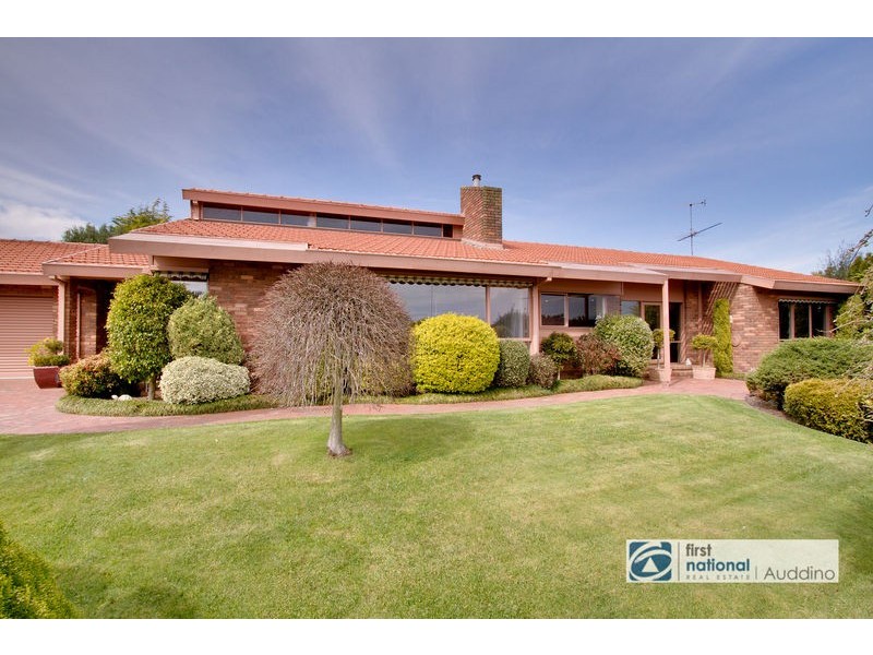9 Valley View Parade, Korumburra VIC 3950