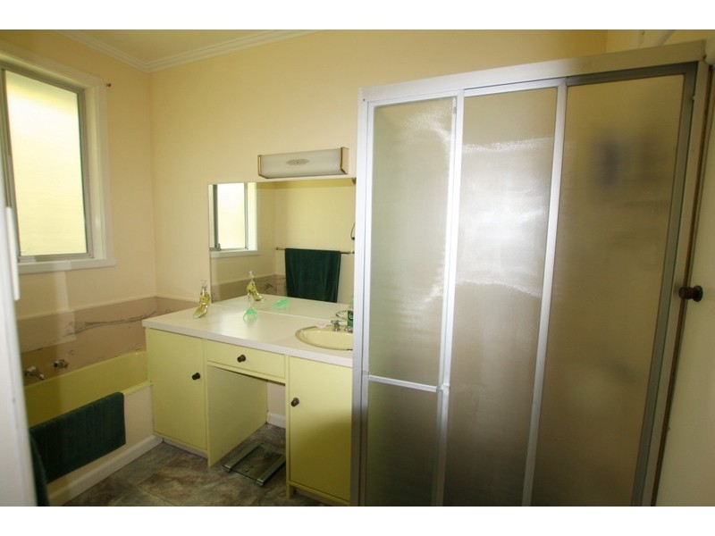 190 One Chain Road, Kardella VIC 3951