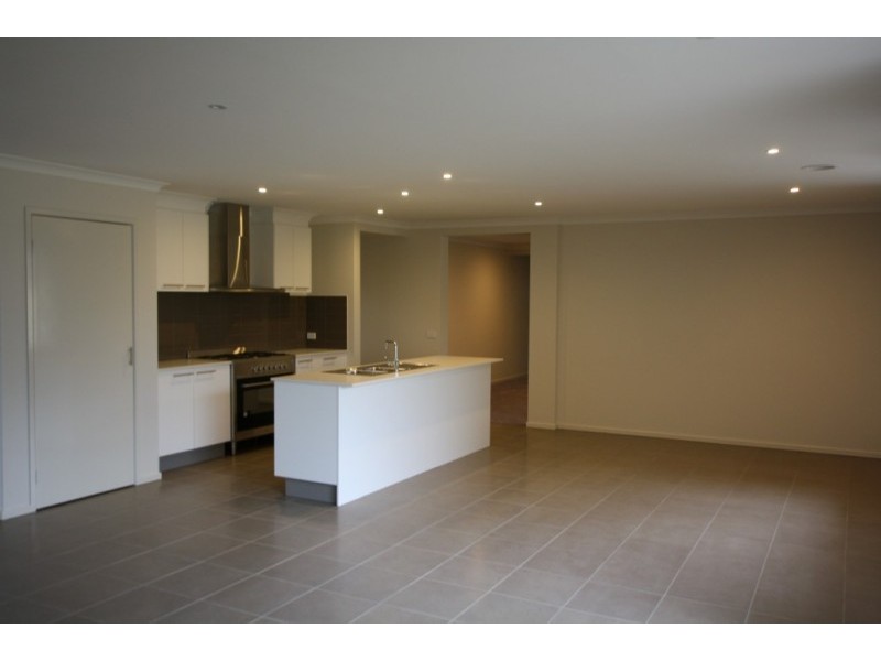 27 Massimo Way, Korumburra VIC 3950