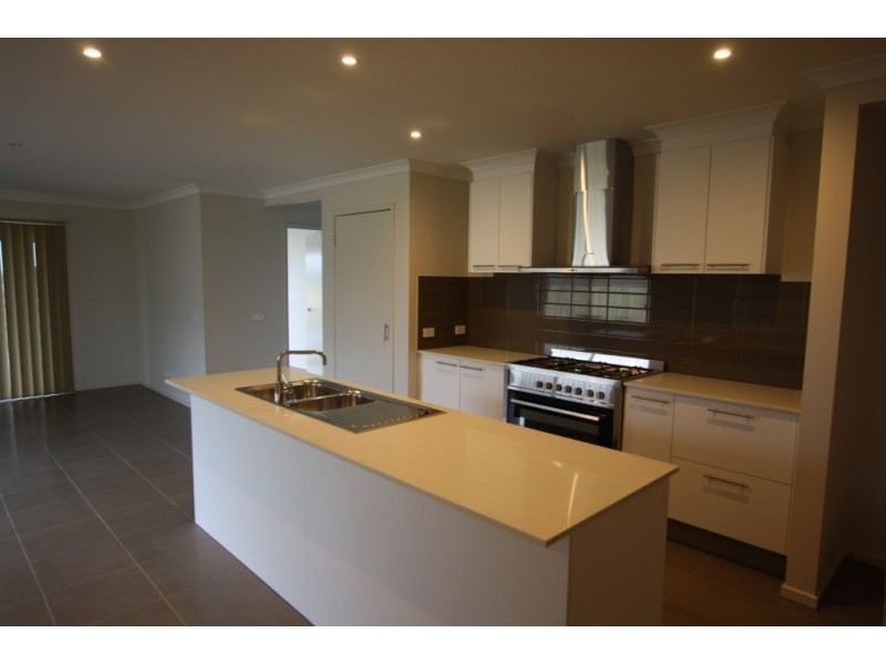 27 Massimo Way, Korumburra VIC 3950