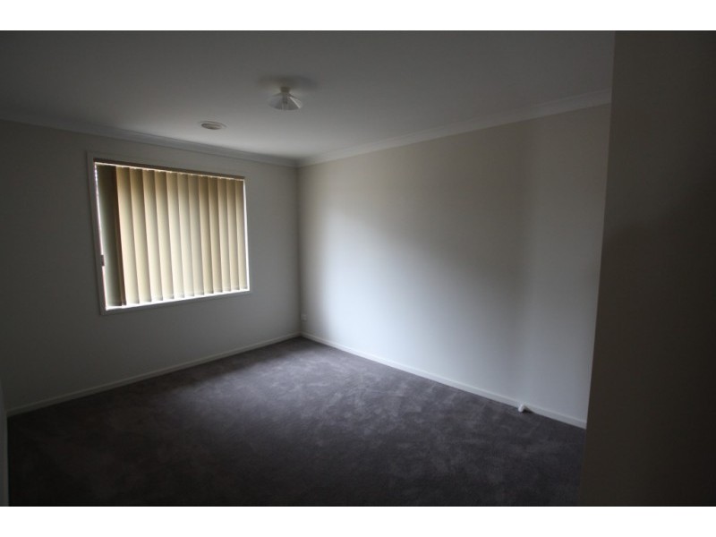 27 Massimo Way, Korumburra VIC 3950