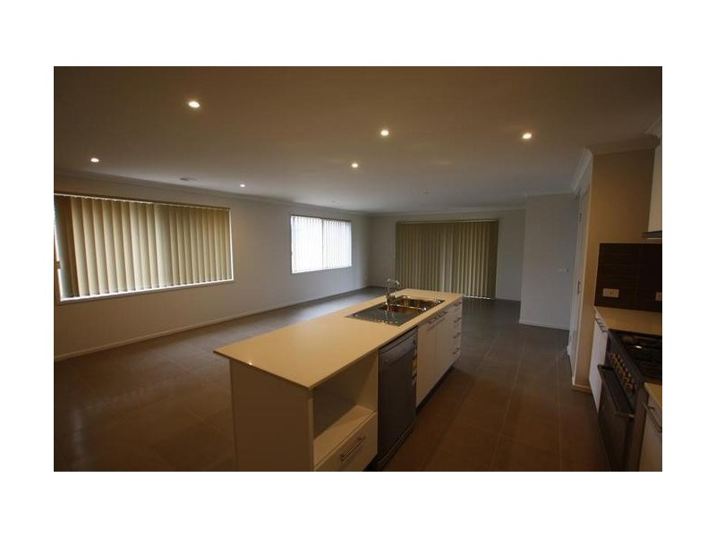 27 Massimo Way, Korumburra VIC 3950