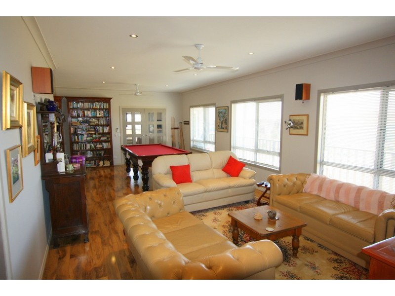 16 Abbey Road, Korumburra VIC 3950