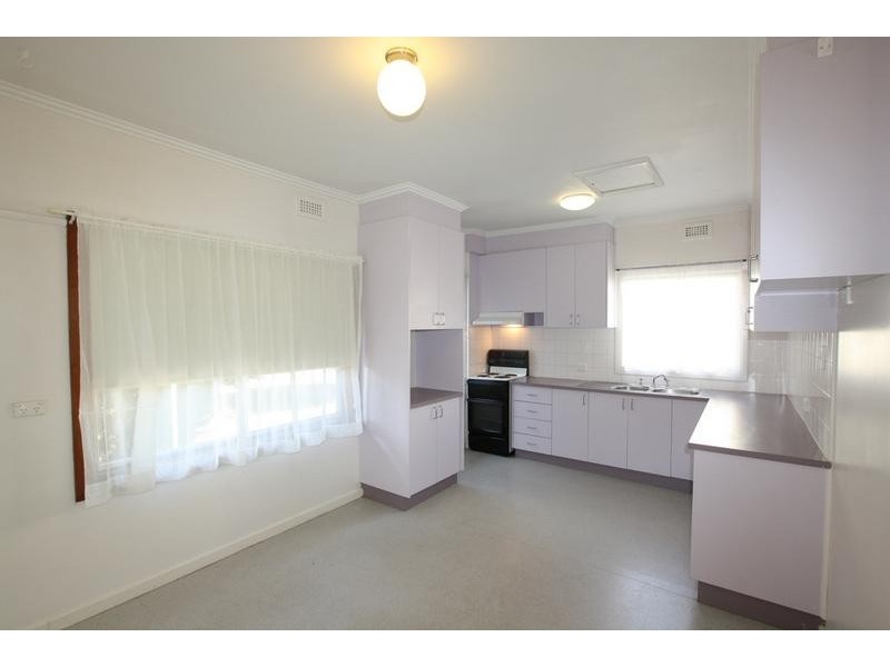 3 Macqueen Avenue, Korumburra VIC 3950