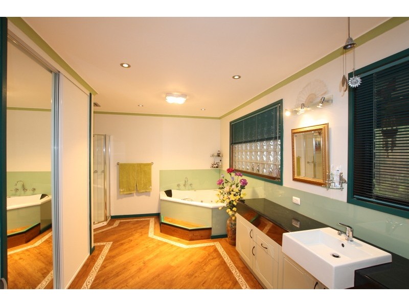 397 Kardella Road, Kardella VIC 3951