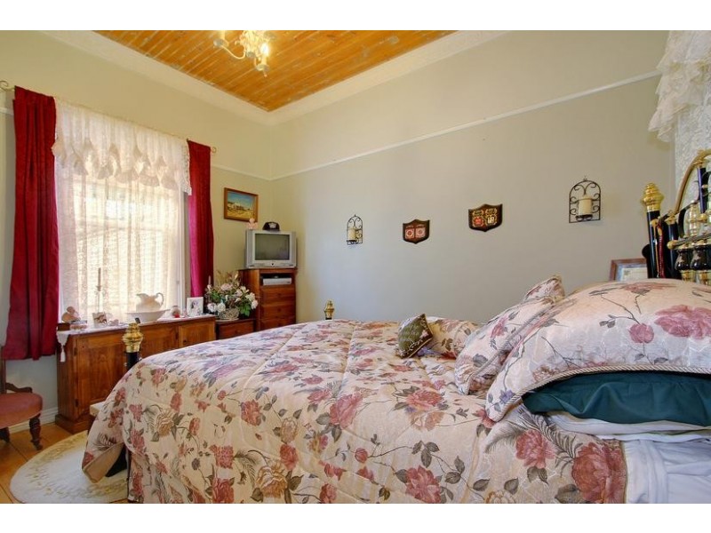 11 Gordon Street, Korumburra VIC 3950