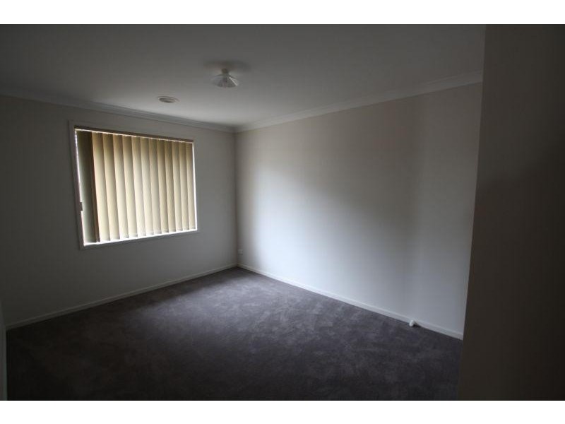 27 Massimo Way, Korumburra VIC 3950