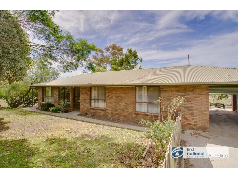 950 Old Leongatha Road, Korumburra VIC 3950