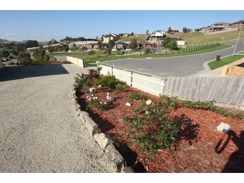 9 Fonda Dean Terrace, Korumburra VIC 3950